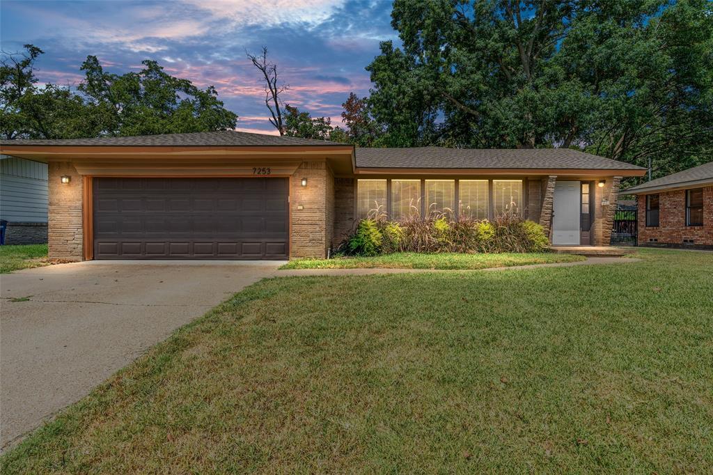 7253 Edgerton Dr, Dallas, TX 75231 House Rental in Dallas, TX