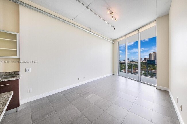 Foto del edificio - 3029 NE 188th St