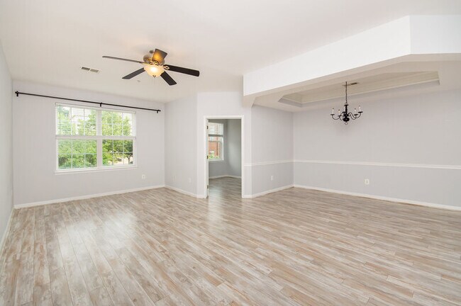 Building Photo - 4444 Beechstone Ln