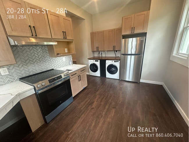 Building Photo - 20-28 Otis St-28A