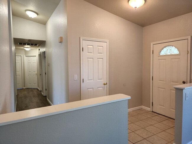 Building Photo - Home For Rent in Carson City