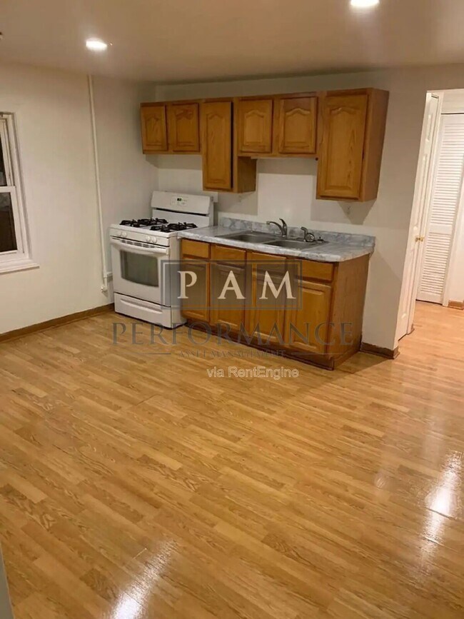 Foto del edificio - 1208 59th St