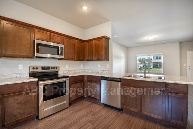 Building Photo - 1751 Eveningshade Ln