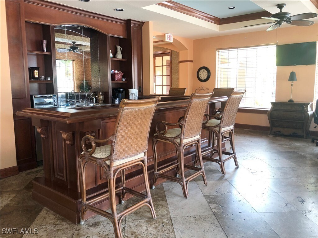 Foto del edificio - 1220 Wildwood Lakes Blvd
