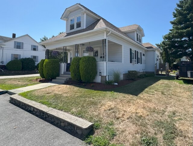 Foto principal - 163 Burgess Ave