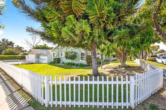 Building Photo - 11758 Broadway Ave