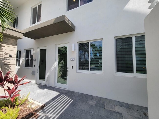 Photo - 6401 NW 103rd Pl Apartment