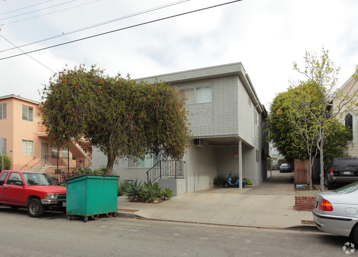 Primary Photo - 2619 2nd St