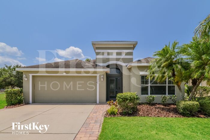 Foto principal - 11329 82nd St E