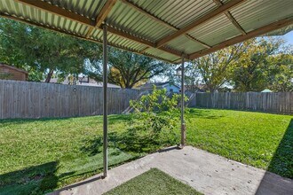 Building Photo - 10423 Permian Dr