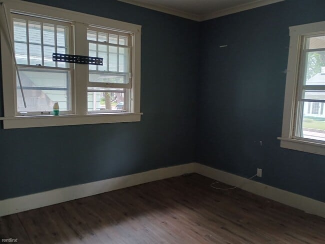 Building Photo - 2 br, 1 bath House - 2420 North Peoria Avenue