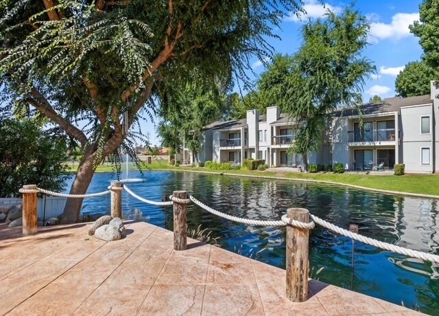 Foto del edificio - 8000 Kroll Way