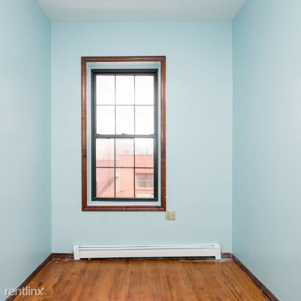 Foto del edificio - 672 Franklin Ave