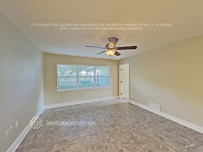 Building Photo - 777 Forest Glen Ct