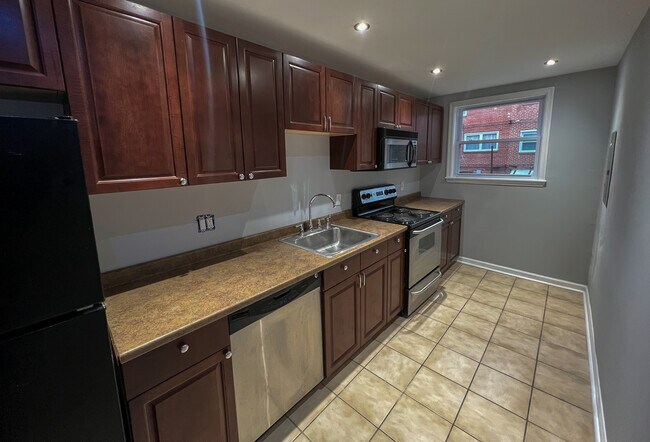 Building Photo - 7701 Gilbert St