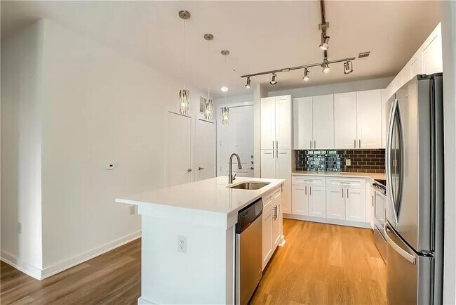 Foto del edificio - 1900 Barton Springs Rd