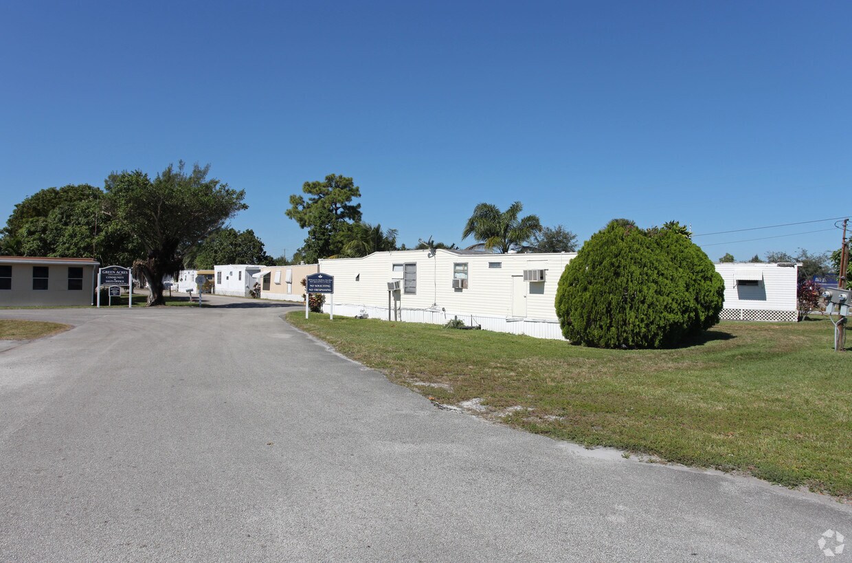 Building Photo - Green Acres Mobile Estates