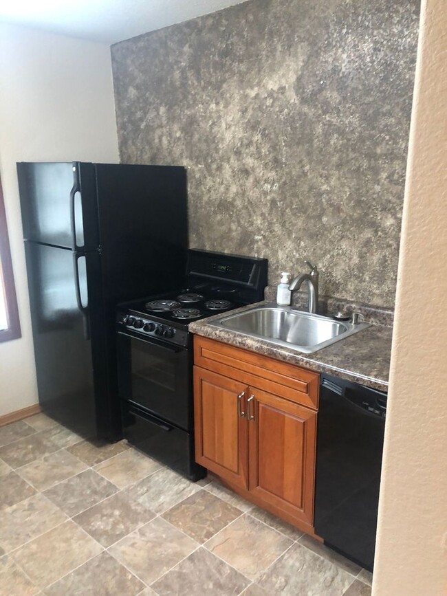 Building Photo - Cozy & Modern 1BD/1BA HOME for Rent!