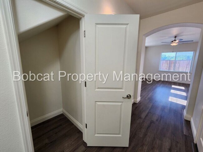 Building Photo - 1255 Correlli Ct