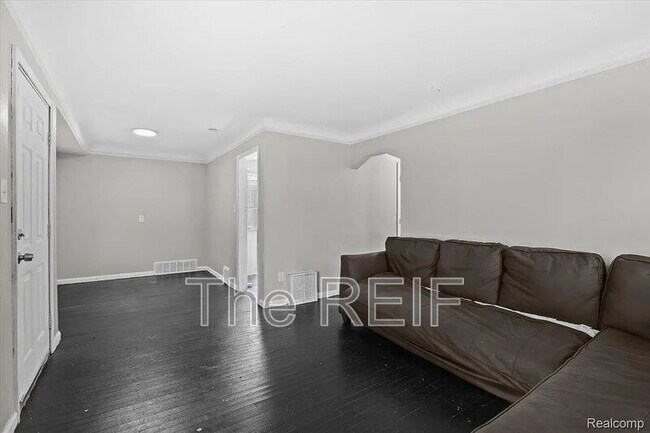 Foto del edificio - 20045 Greenlawn St