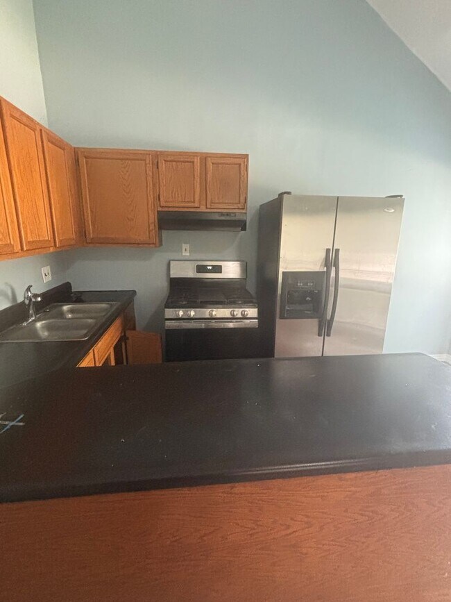 Building Photo - 2807 Shadowcreek Dr