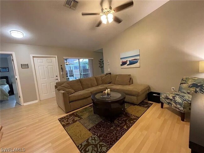 Building Photo - 15630 Crystal Lake Dr