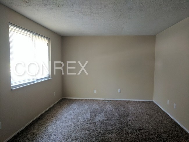 Building Photo - 7885 Timber Hill Dr