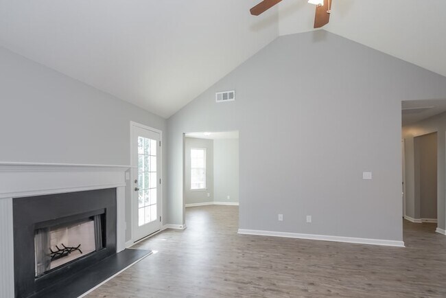 Building Photo - 4098 Caspian Trce