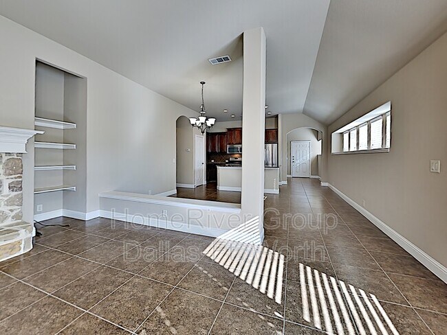 Building Photo - 8001 Ash Meadow Dr