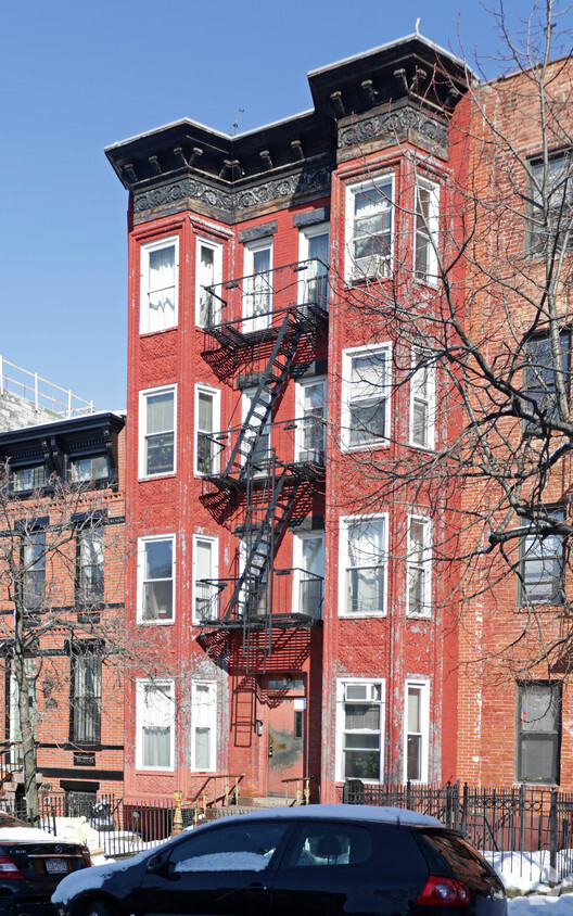 Primary Photo - 709 Union St