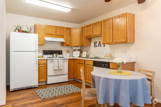 Rose Cove Apartment Homes photo'