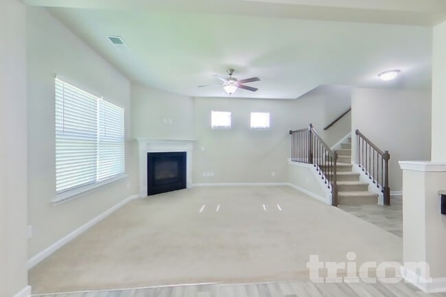 Building Photo - 228 Arbor Dr