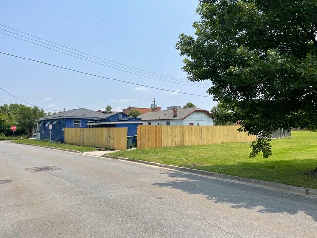 Foto del edificio - 801 Rockefeller St