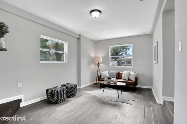 Building Photo - 3 br, 2 bath House - 5017 Camille Ave