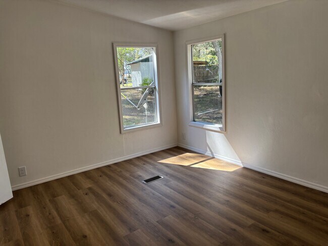 Foto del edificio - 56 NE 441st Ave