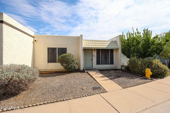 Foto del edificio - 2260 W Fremont Dr