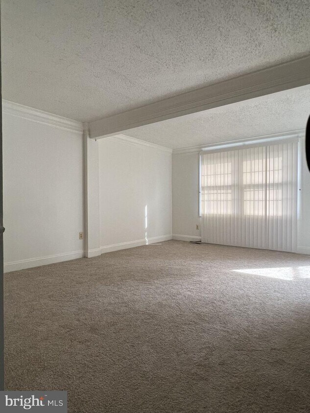 Primary Photo - 3329 Wyndale Ct