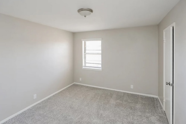 Photo - 4858 Stallcup Dr House