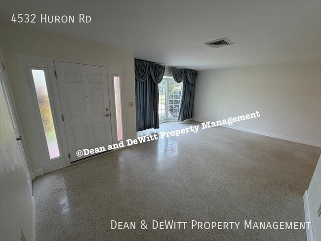 Building Photo - 4532 Huron Rd