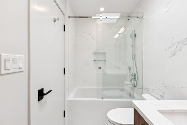Foto del edificio - 330 27th Ave