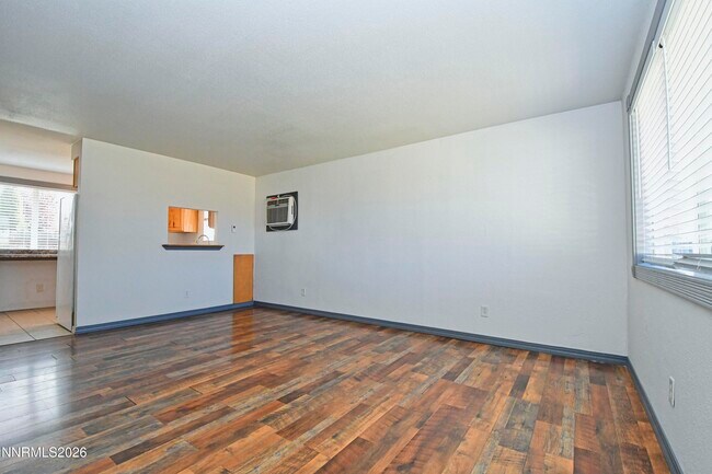 Foto del edificio - 10005 Sagewood Dr