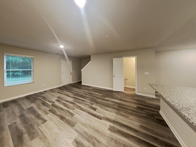 Building Photo - 1097 Benfield Ridge