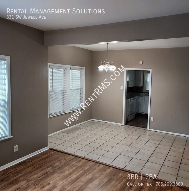 Building Photo - 831 SW Jewell Ave