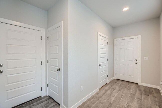 Foto del edificio - 105 Appleberry Ln