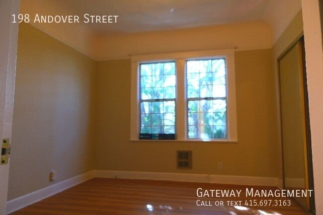 Foto del edificio - 198 Andover St