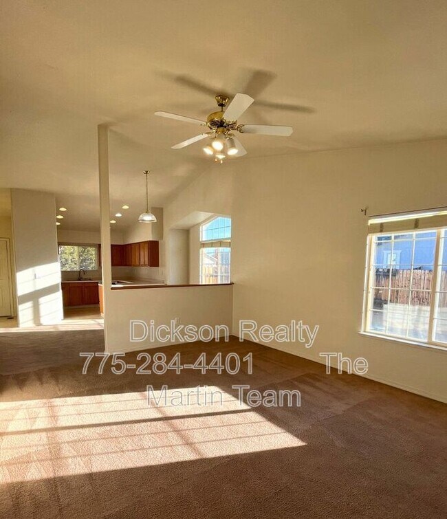 Foto del edificio - 2275 Albatross Way