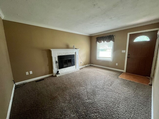 Foto del edificio - Cozy 3-Bedroom Ranch Near Morse Lake
