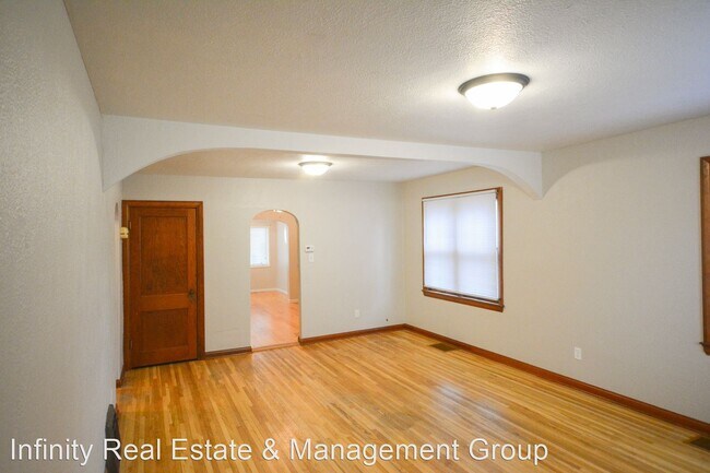 Foto del edificio - 3 br, 1.5 bath House - 1106 9th Ave SW