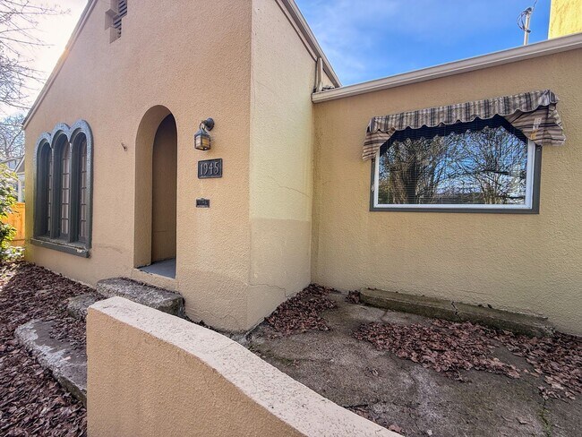 Foto del edificio - 1945 High St SE