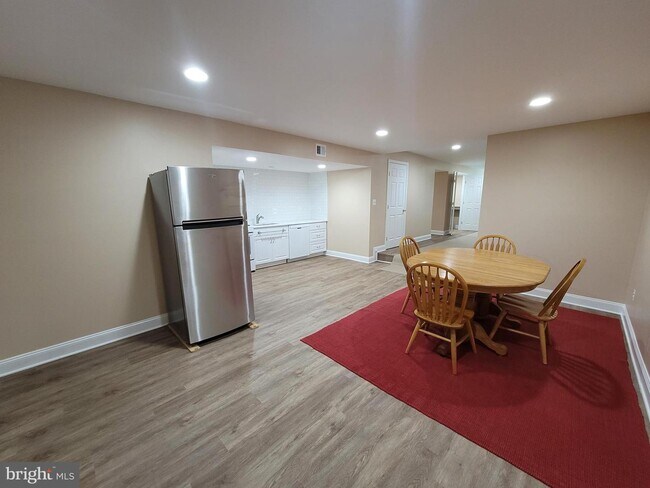 Foto del edificio - 310 Singleton Cir